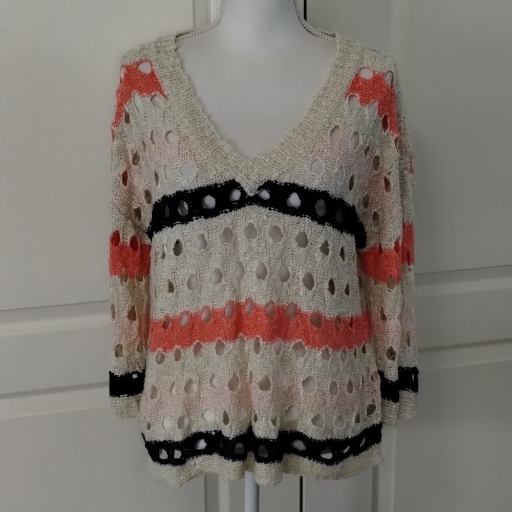 Belle by Belldini women's medium sweater navy cream pink coral v-neckline